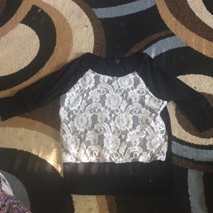 Adorable trendy shirt.